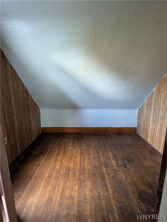 Building Photo - 96 Fredro St