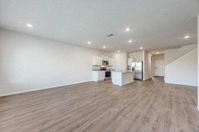 Building Photo - 3433 Marie Dr