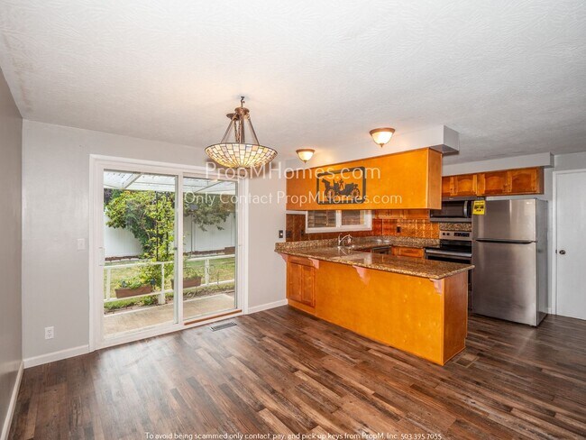 Building Photo - Charming Three Bedroom Ranch In Oak Grove w/ Lawn Care Included!