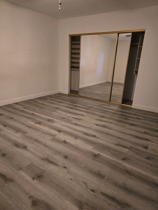Building Photo - 706 W Orangethorpe Ave
