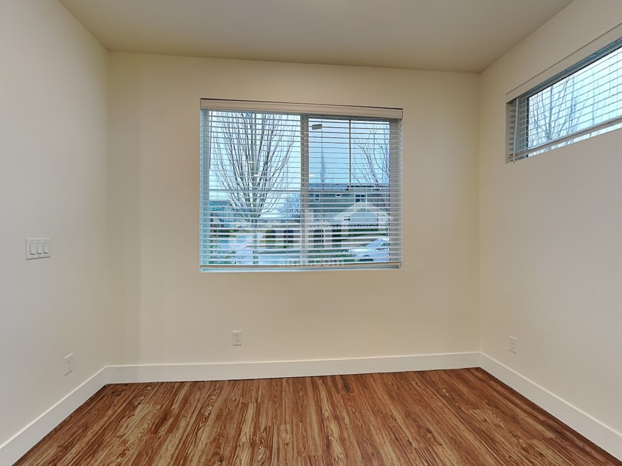 Building Photo - 23379 SE Dogwood St