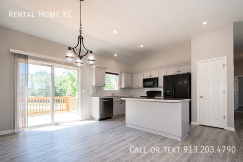 Building Photo - 23815 W 126th Terrace