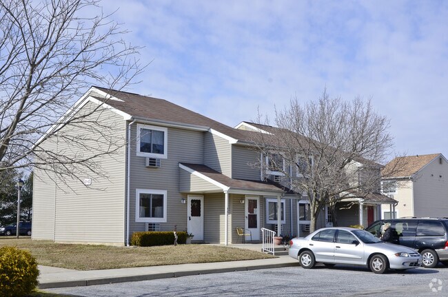 Building Photo - Buena Terrace Apartments