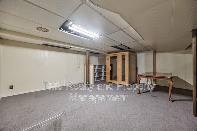 Building Photo - 1416 Kiowa St
