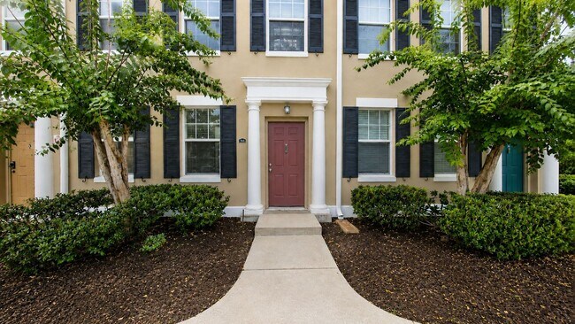 Building Photo - 763 Siena Palm Dr