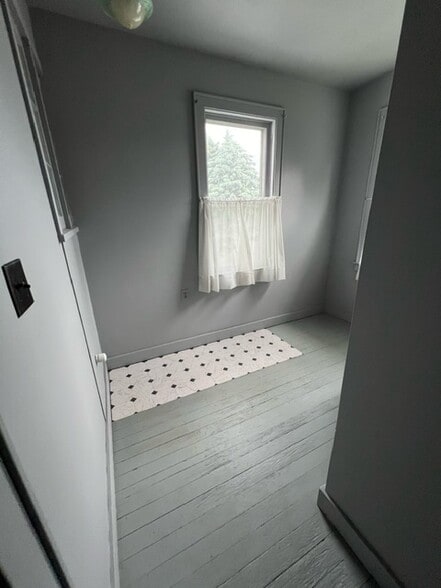 Building Photo - 1411 Fincke Ave