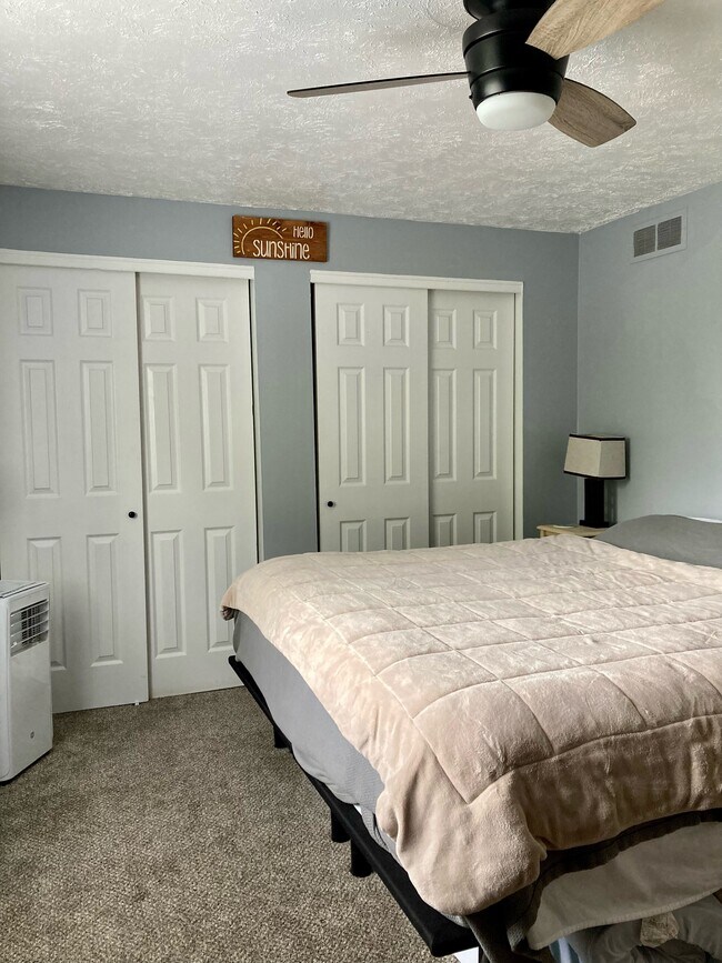 Bedroom 1 - 95 Woodlands