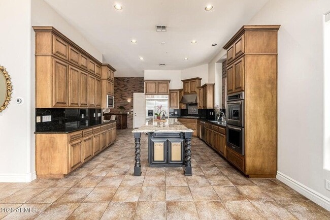 Building Photo - 10919 E Onyx Ct