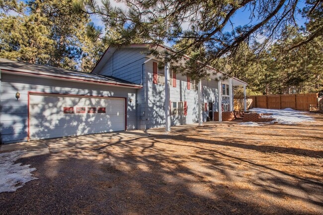 Primary Photo - Move in ready home on Parkview