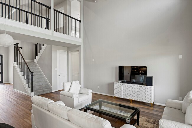 Building Photo - 11307 Cosmopolitan Dr