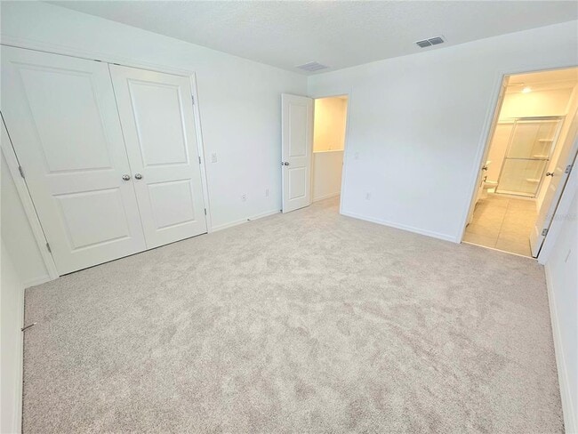 Building Photo - 3098 Skyline Lp
