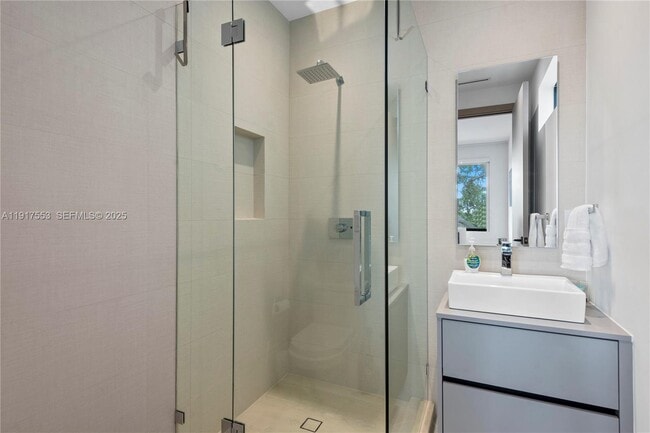 Building Photo - 1881 NE 196th Terrace