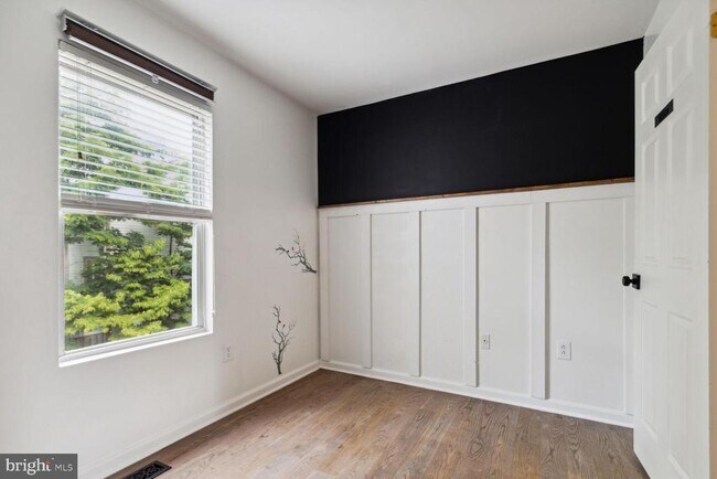 Building Photo - 2849 Schoolhouse Cir