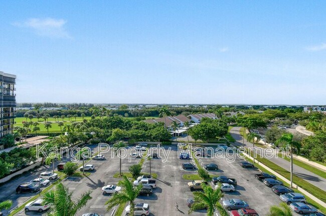 Building Photo - 2425 Presidential Way