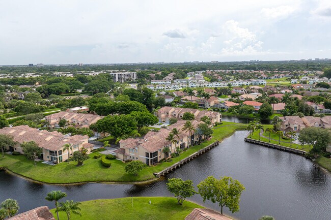 Building Photo - 23085 Aqua View
