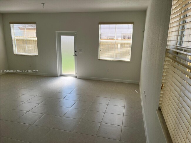 Building Photo - 2364 NW 130th St