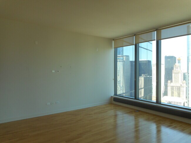 Building Photo - 60 E Monroe St