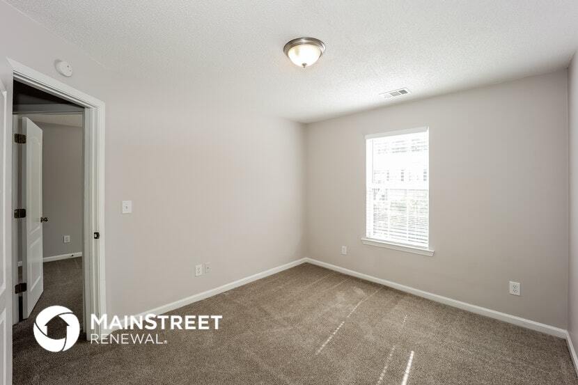 Building Photo - 714 Rosewood Cir