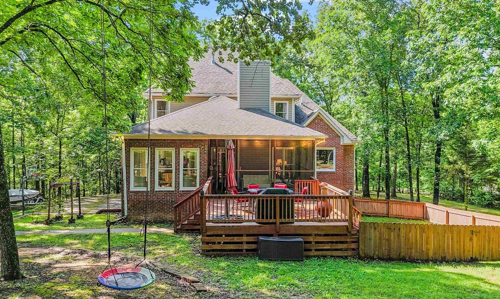 Building Photo - 113 Windwood Cir