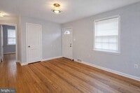 Building Photo - 9204 51st Ave