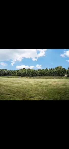 Building Photo - 81701 Lost Valley Dr