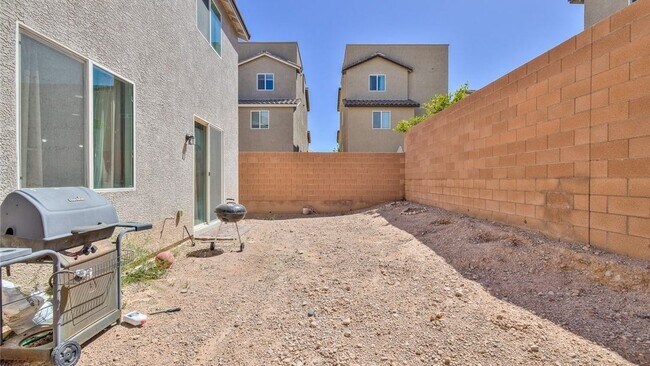 Building Photo - 10449 Forked Run St