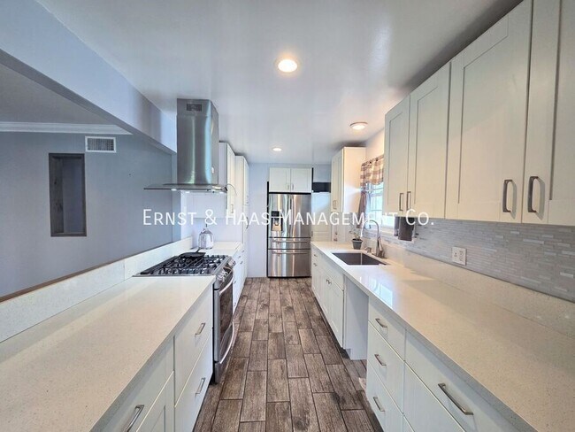 Building Photo - 8131 San Mateo Cir