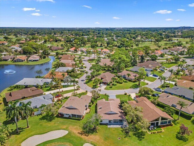 Building Photo - 6878 Touchstone Cir