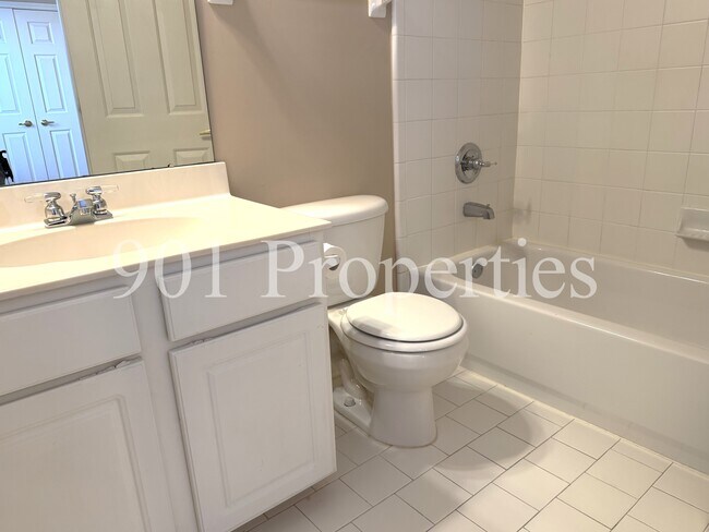 Building Photo - 44 Nottoway Blvd