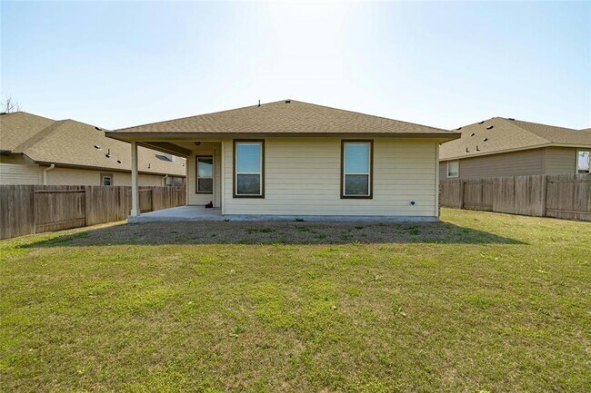 Building Photo - 416 Blue Waterleaf Ln