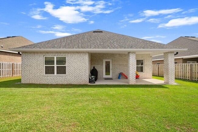 Building Photo - 93 Eagles Nest Dr
