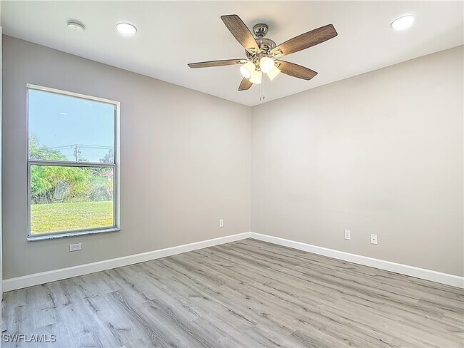 Building Photo - 4906 Majorca Palms Dr