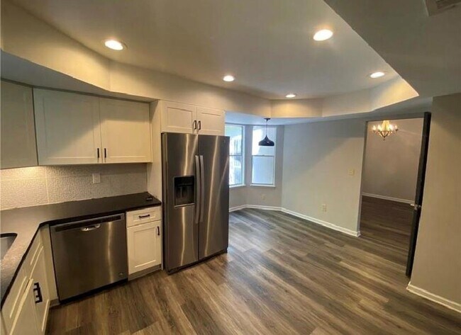 Building Photo - 2675 Wildflower Ln SW