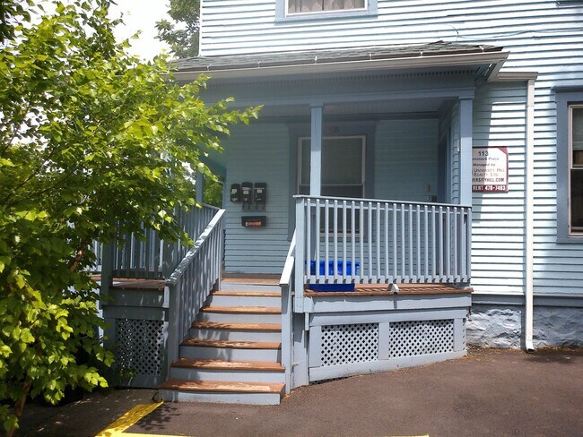 Building Photo - 113 Comstock Pl