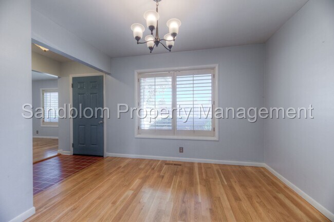 Building Photo - For Lease | Midtown Tulsa | Available Now!