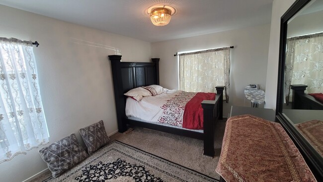 Building Photo - 2422 Pointe Pkwy