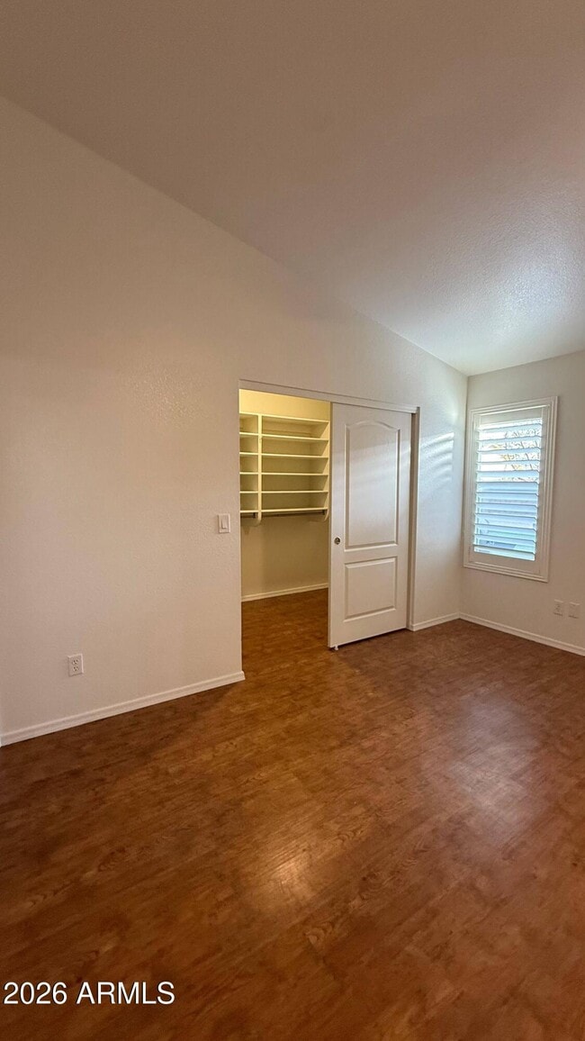 Building Photo - 9621 W Potter Dr