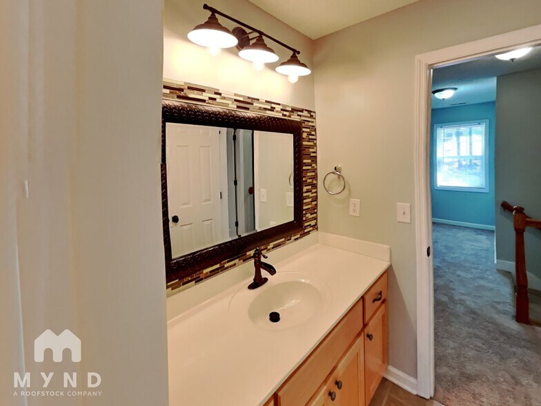 Building Photo - 7762 Wildcreek Trail SE