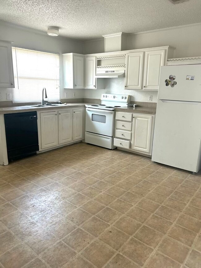 Primary Photo - 11810 Greenglen Dr