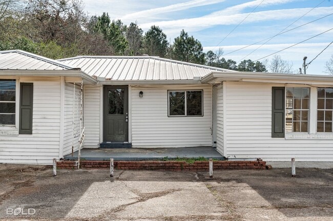 Building Photo - 5834 Hwy 80-