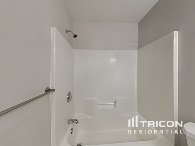 Building Photo - 2481 Acadia Ct