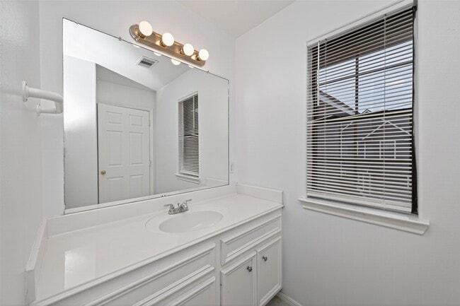 Building Photo - 10039 Morocco Rd