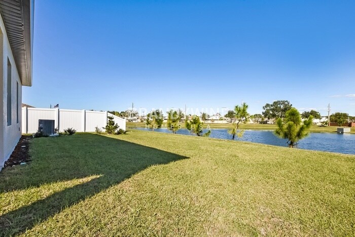 Building Photo - 1343 Dalkeith Cv