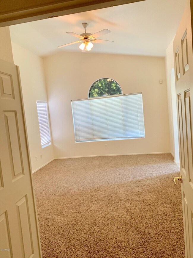 Building Photo - 16423 N 39th St