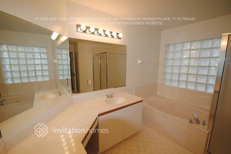 Building Photo - 7774 Hoffy Cir
