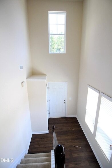 Building Photo - 1212 Nightshade Dr