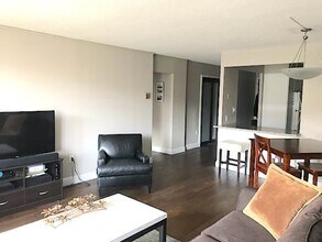 Building Photo - 60 Longwood Ave