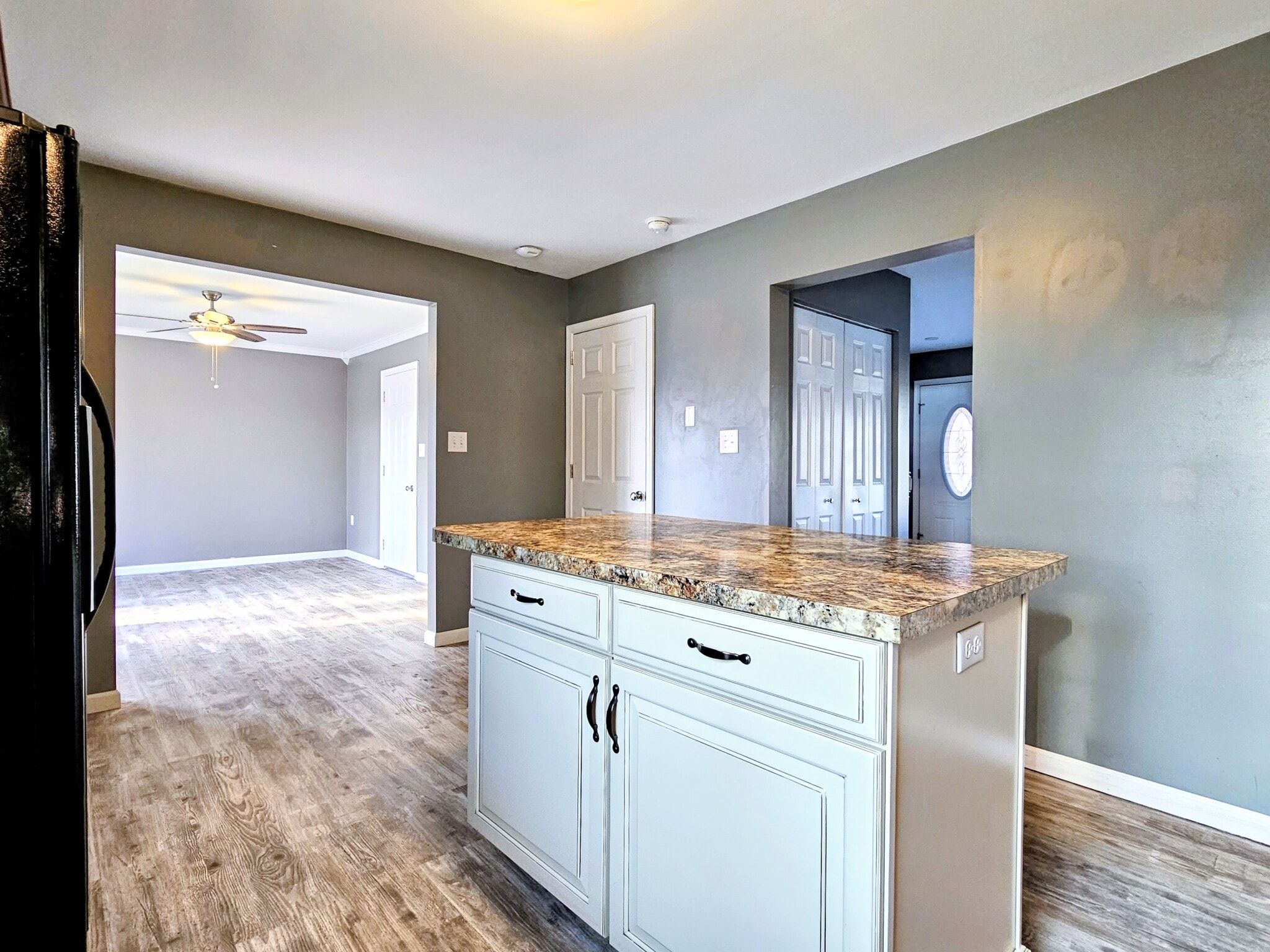 Building Photo - 91 Sunrise Cir