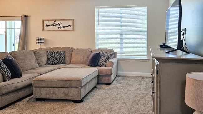 Building Photo - SummerField 2470