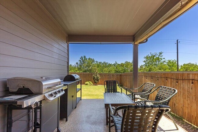 Building Photo - 5801 Brocade Dr